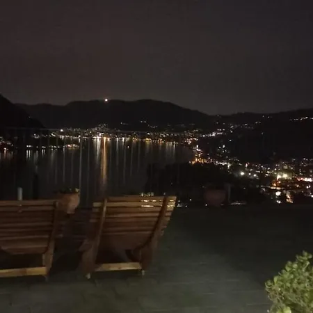 Semesterbostad Holiday Vista Lago *